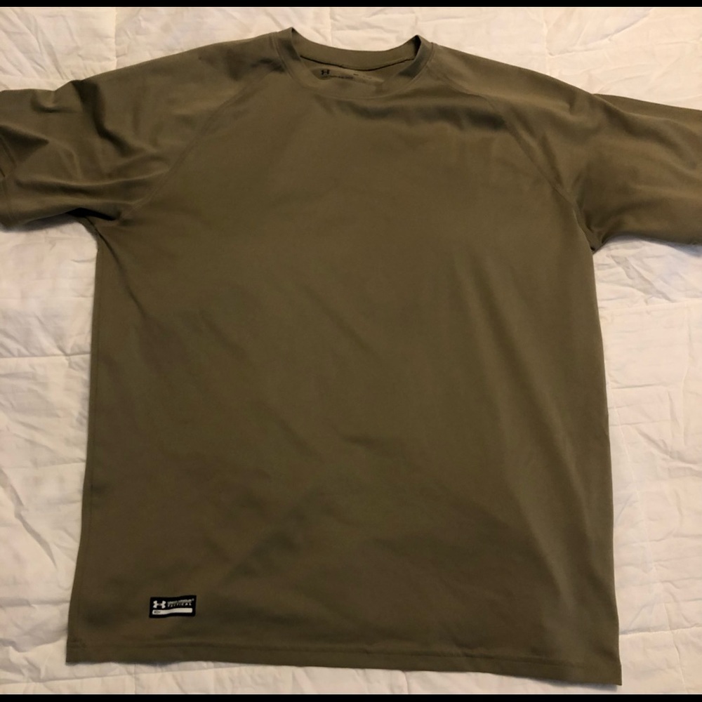 Under Armour Tactical HeatGear T Shirt Medium